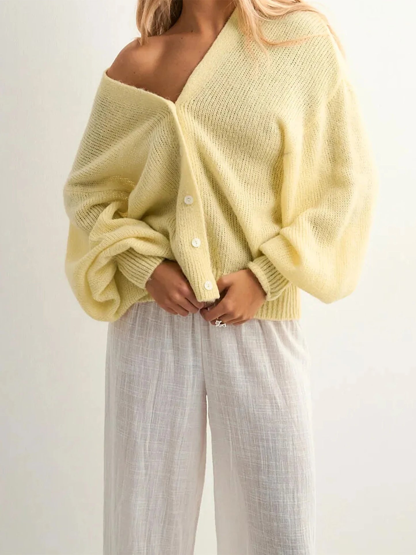 XBTCLXEBCOCN Women's Long Sleeve V Neck Button Cardigan