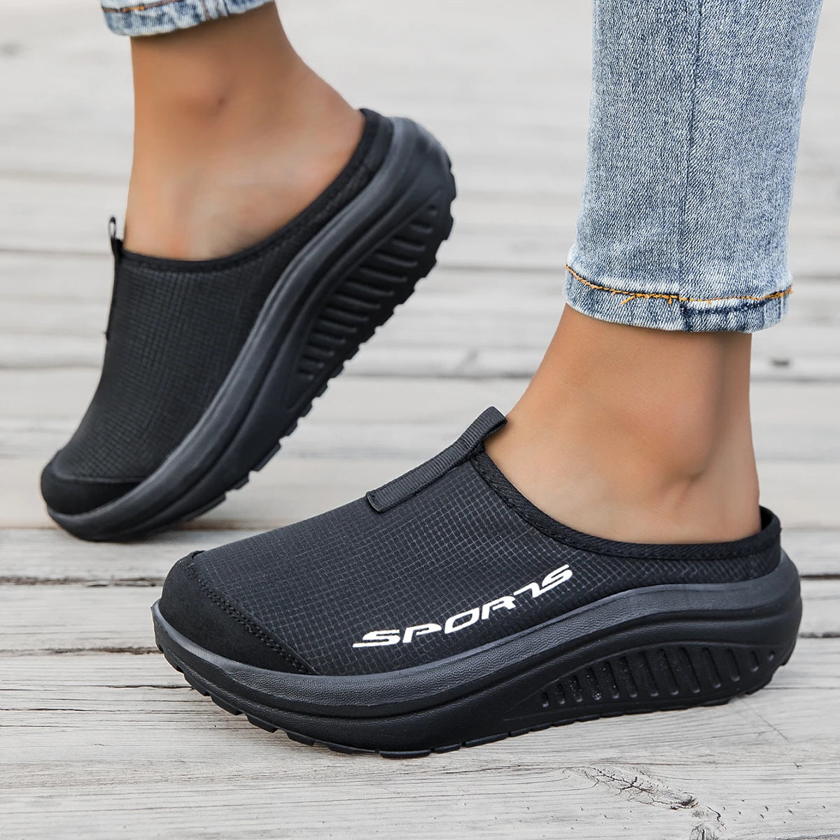 Breathable Mesh Womens Sports Shoes With Toe Cap For Summer