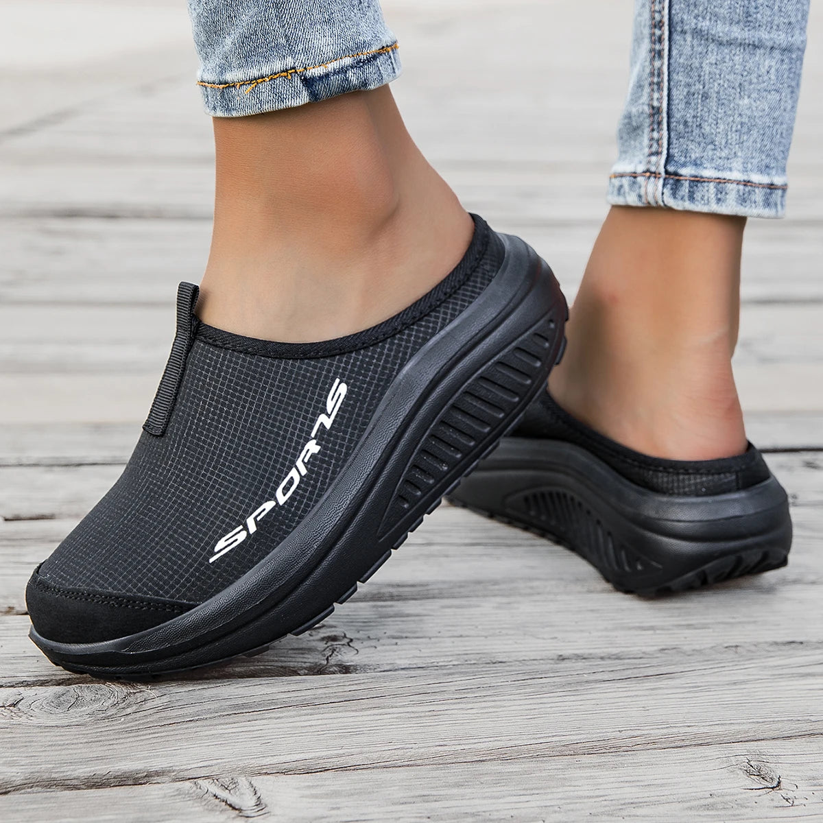 Breathable Mesh Womens Sports Shoes With Toe Cap For Summer