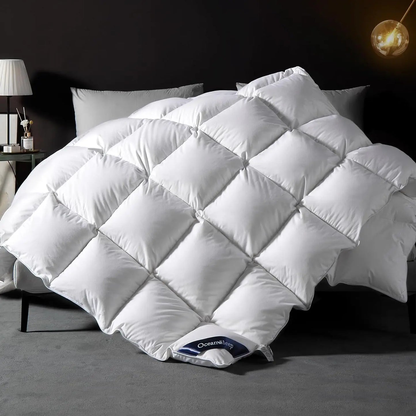 Goose Down Comforter King/Queen Size All Season White Fluffy Feather Duvet Insert with Tabs, High Fill Power Weight